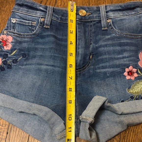 Guess High Waisted Denim Shorts with Flowe Embroidery - Picture 3 of 7